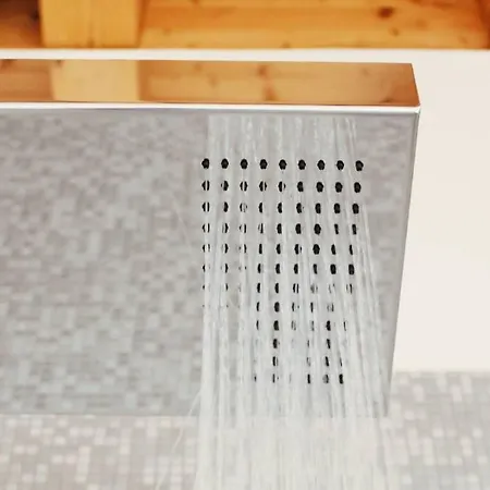 Thevilla Silvi Marina