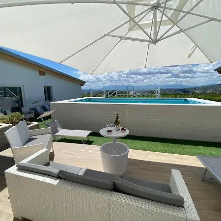 Thevilla Silvi Marina